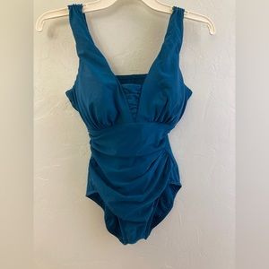 Land’s End Swimsuit 8P DD